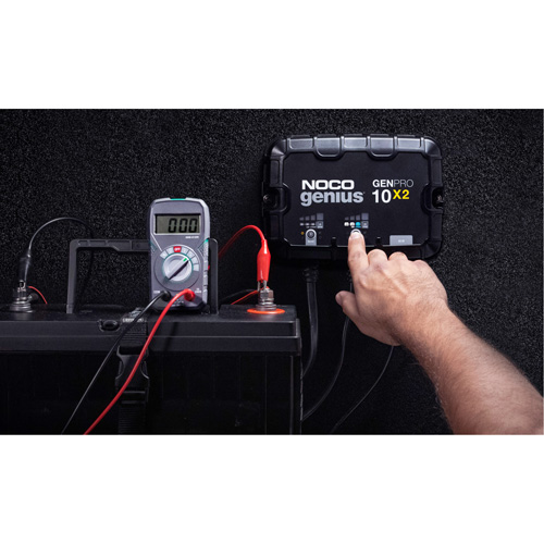Genius&reg; GenPro10X2 2-Bank, 20-Amp On-Board Battery Charger Cantin et fils