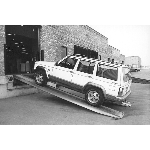 Aluminum Twin Ramps with Perforated Traction Grip Cantin et fils