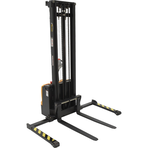 Gerbeur &agrave; m&acirc;t double, Fonctionnement &eacute;lectrique, Capacit&eacute; 2200 lb, Lev&eacute;e max 150" Cantin et fils