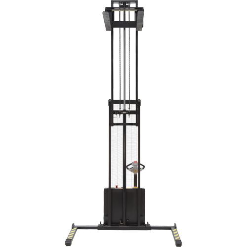 Gerbeur &agrave; m&acirc;t double, Fonctionnement &eacute;lectrique, Capacit&eacute; 2200 lb, Lev&eacute;e max 150" Cantin et fils