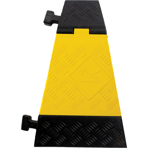 Protecteur de c&acirc;ble tourne-&agrave;-droite robuste Powerhouse, 3 canaux, 12" lo x 19,75" la x 3" h Cantin et fils