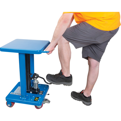 Table de travail hydraulique, 18'' lo x 18'' la, Acier, Capacit&eacute; 500 lb Cantin et fils