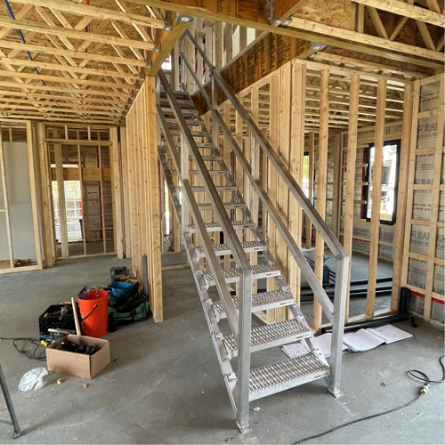 Escalier Smartstairs t&eacute;lescopique &agrave; 3-5 marches en aluminium Cantin et fils