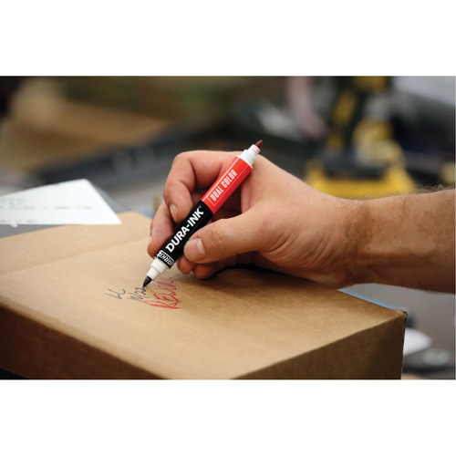Markal&reg; Dura-Ink&reg; Dual Colour Permanent Ink Marker, Black/Red, Bullet Tip Cantin et fils