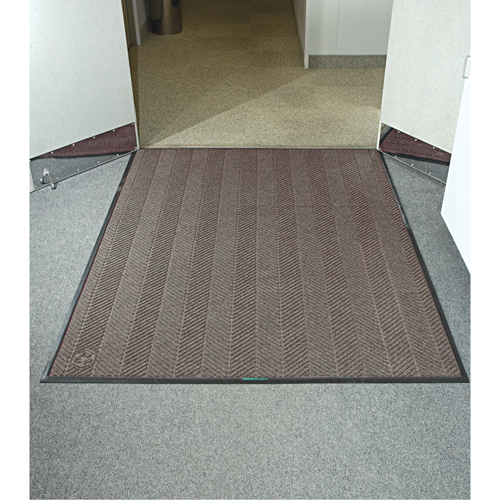 Tapis Waterhog Eco Elite, Essuie-pieds/grattoir, 4' x 20' x 3/8", Brun ch&acirc;taignier Cantin et fils