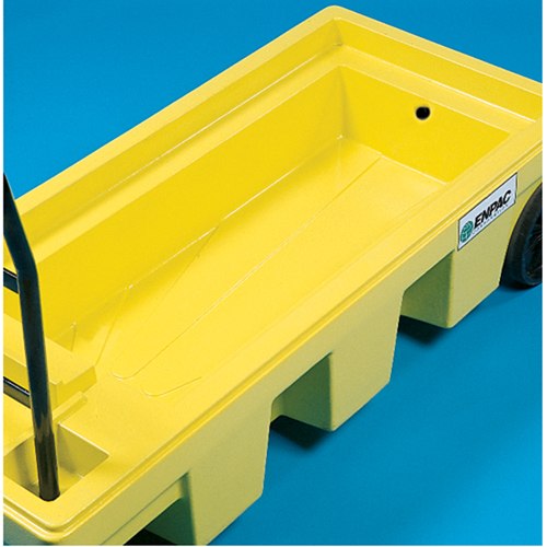 Chariots Poly-Spillcart, 66,5" lo x 29" la x 43,9" h, Cap. de d&eacute;versement 57 gal. US Cantin et fils