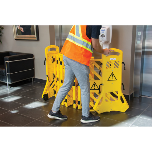 Portable Mobile Barrier, 40" H x 13' L, Yellow Cantin et fils
