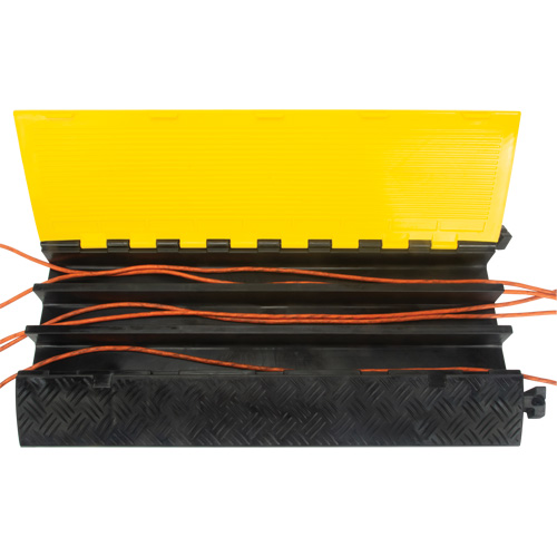 Protecteur de c&acirc;bles en polyur&eacute;thane, 3 canaux, 35,43" lo x 19,69" la x 3" h Cantin et fils