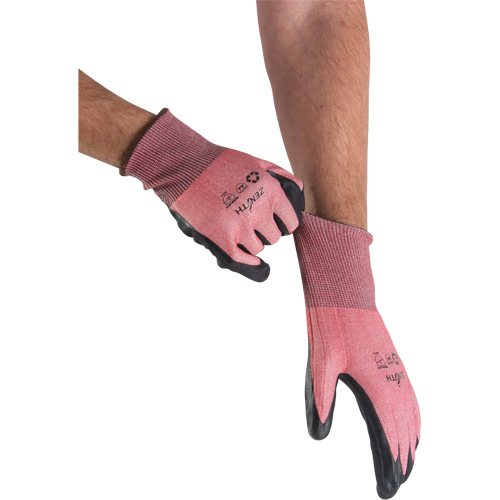 Gants &eacute;cologiques, l&eacute;gers, et r&eacute;sistants &agrave; la coupe, &agrave; haute dext&eacute;rit&eacute;, Taille 7, Calibre 18, Rev&ecirc;tement Mousse de nitrile, Enveloppe en Acier inoxydable/PEHP/rPET, ASTM ANSI niveau A4 Cantin et fils