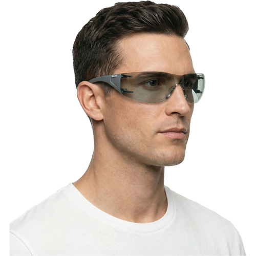 Adapt Lite Safety Glasses, Indoor/Outdoor Lens, Anti-Fog/Anti-Scratch, ANSI Z87+/Meets/Exceeds CSA Z94.3 Cantin et fils