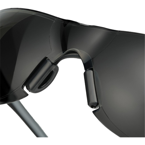 Lunettes de s&eacute;curit&eacute; Adapt Lite, Lentille Fum&eacute;e, Antibu&eacute;e/Anti-&eacute;gratignures, ANSI Z87+/R&eacute;pond ou surpasse la norme CSA Z94.3 Cantin et fils