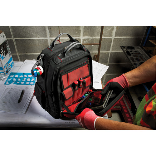 Packout Backpack, 15-3/4" L x 11-4/5" W, Black/Red, Ballistic Cantin et fils