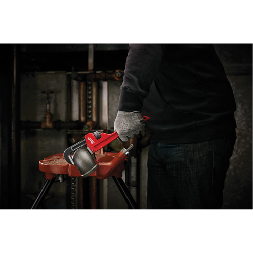 Pipe Wrench, 1-1/2" Jaw Capacity, 10" Long, Powder Coated Finish, Ergonomic Handle Cantin et fils
