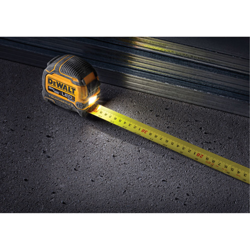 TOUGHSERIES Lighted Tape Measure, 26'/8 m, Imperial & Metric Graduations Cantin et fils