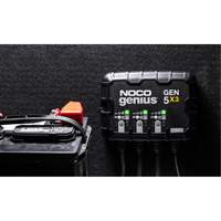 Genius&reg; Gen5X3 3-Bank, 15-Amp On-Board Battery Charger Cantin et fils