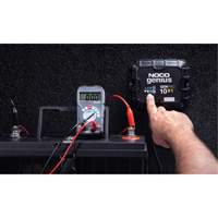 Genius&reg; GenPro10X1 1-Bank, 10-Amp On-Board Battery Charger Cantin et fils