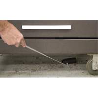 Flexible Magnetic Pick-Up Tool, 23-1/2" Length, 2.5 lbs. Capacity Cantin et fils