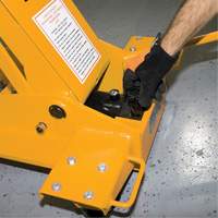 Cric de transmission Yellow Jackit, Cap. de levage 2,2 tonnes Cantin et fils