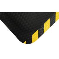 Tapis Hog Heaven, Losange, 4-4/5' x 8' x 5/8", Noir/Jaune, Nitrile Cantin et fils