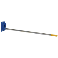 Fl&egrave;che de chariot &eacute;l&eacute;vateur pour tapis, 108-1/2" longueur, Install&eacute; sur tablier, Capacit&eacute; de 2500 lb Cantin et fils