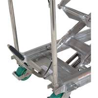 Table &eacute;l&eacute;vatrice hydraulique manuelle &agrave; ciseaux, 36-1/4" lo x 19-3/8" la, Acier inoxydable, Capacit&eacute; 600 lb Cantin et fils