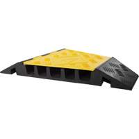 Powerhouse Heavy-Duty Right Turn Cable Protector, 5 Channels, 12" L x 19.75" W x 2.25" H Cantin et fils
