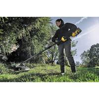 Max* Cordless Brushless Attachment-Capable String Trimmer, 17", Battery Powered, 60 V Cantin et fils