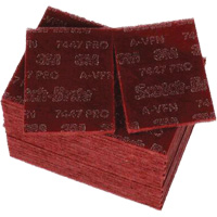 Tampons manuels Scotch-Brite 7447, Oxyde d'aluminium, 9" x 6", Grain Tr&egrave;s fin Cantin et fils