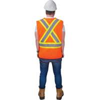 Veste d'arpenteur haute visibilit&eacute; conforme &agrave; la CSA, Orange haute visibilit&eacute;, Moyen, Polyester Cantin et fils