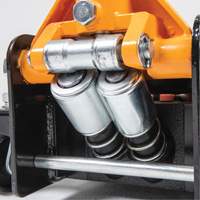 Cric &agrave; planchers pour usage intensif, 3 tonne(s) Capacit&eacute;, 5-1/4" Abaiss&eacute;e, 18-1/4" &eacute;lev&eacute;e, Hydraulique &agrave; main Cantin et fils