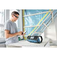 Compact Jobsite Radio with Bluetooth&reg; 5.0, Lithium-Ion, 18 V Cantin et fils